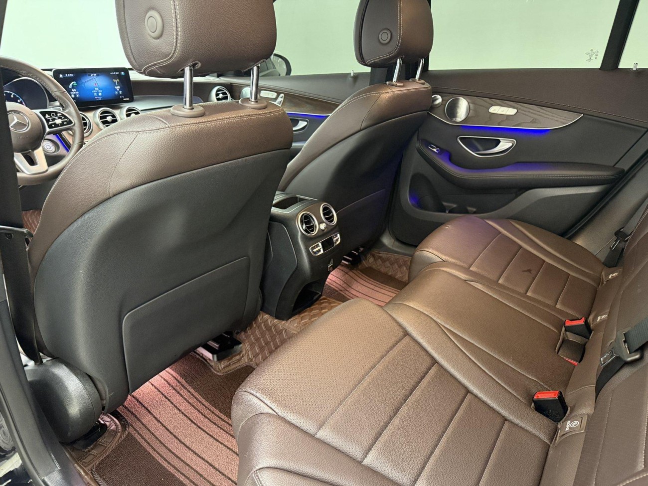 Mercedes-Benz GLC 260 L 2020