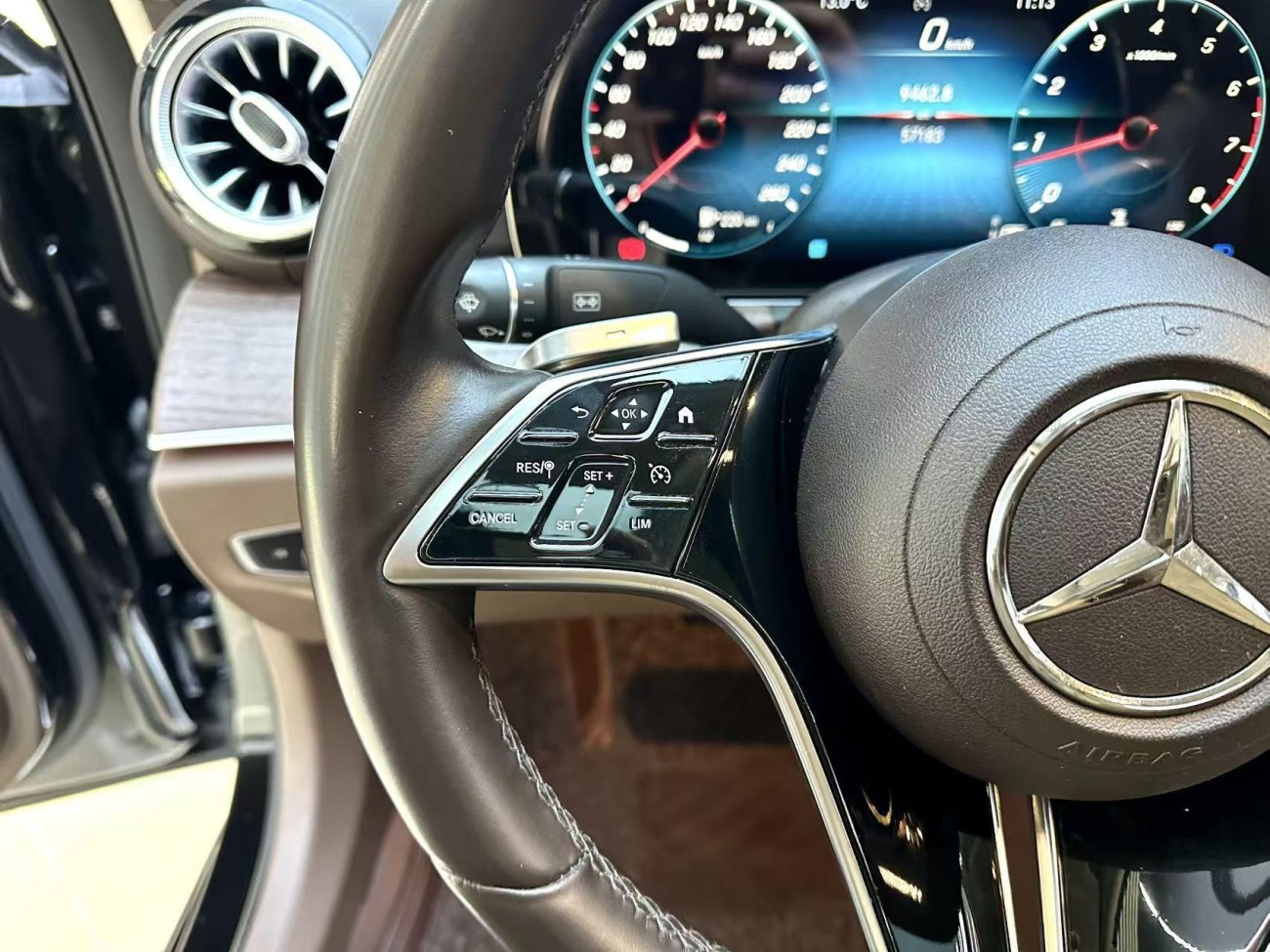 Mercedes-Benz E 300 L 2022