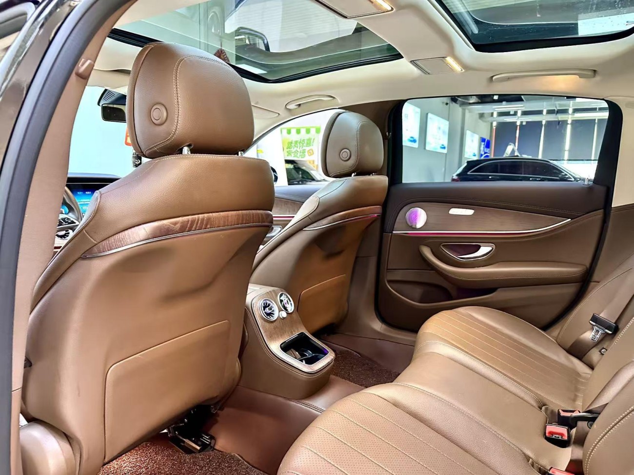 Mercedes-Benz E 300 L 2022