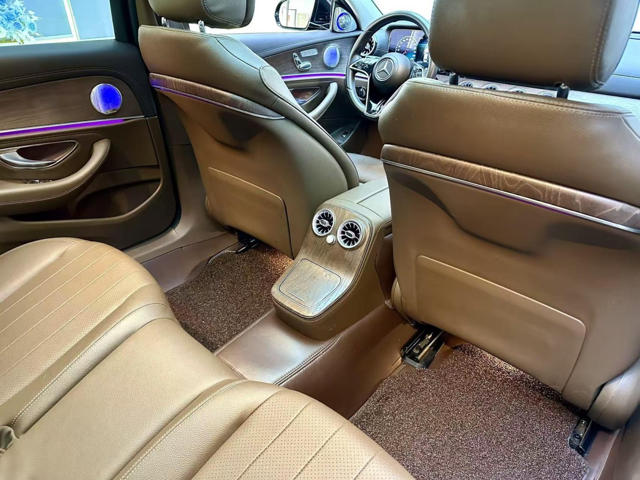 Mercedes-Benz E 300 L 2022