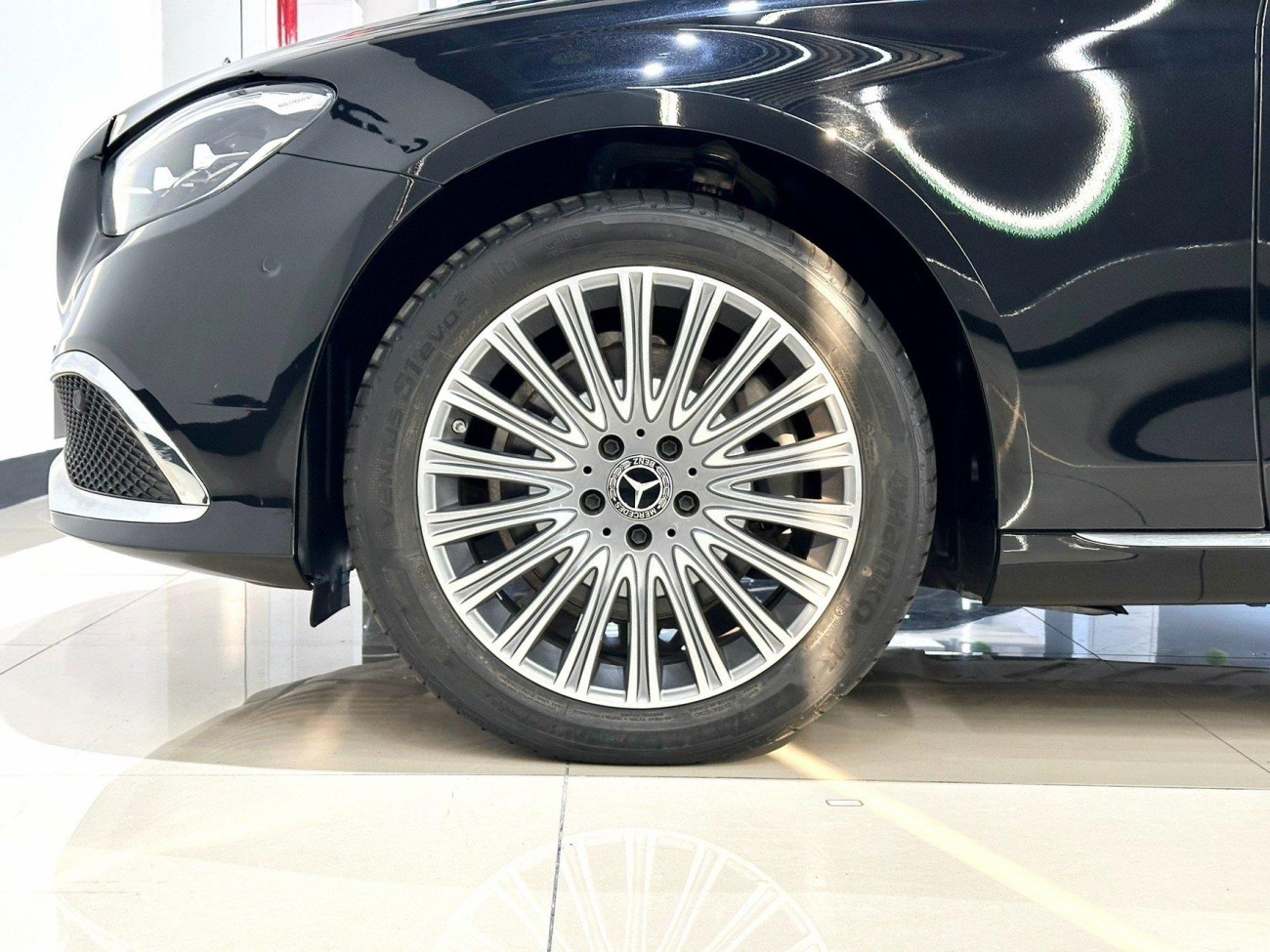 Mercedes-Benz E 300 L 2022