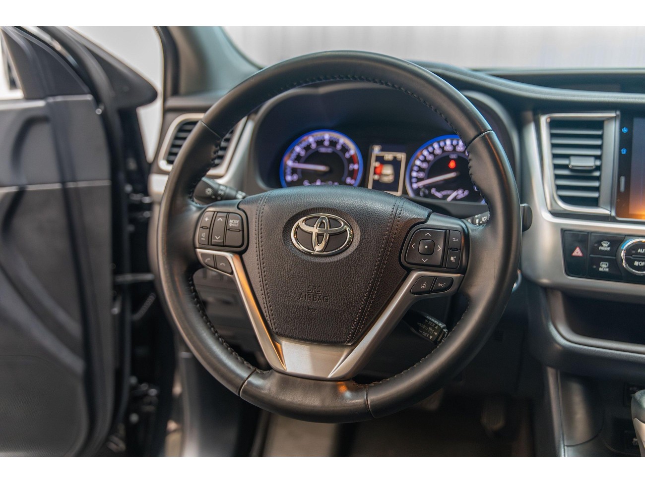 Toyota Highlander 2021