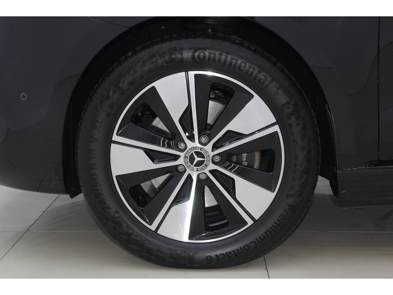 Mercedes-Benz V 2023