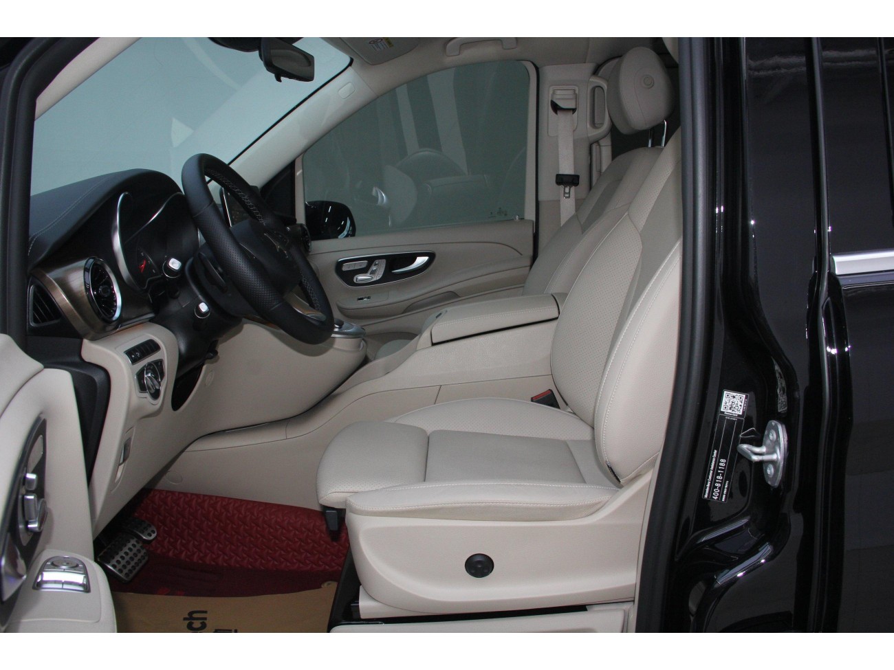 Mercedes-Benz V 2023