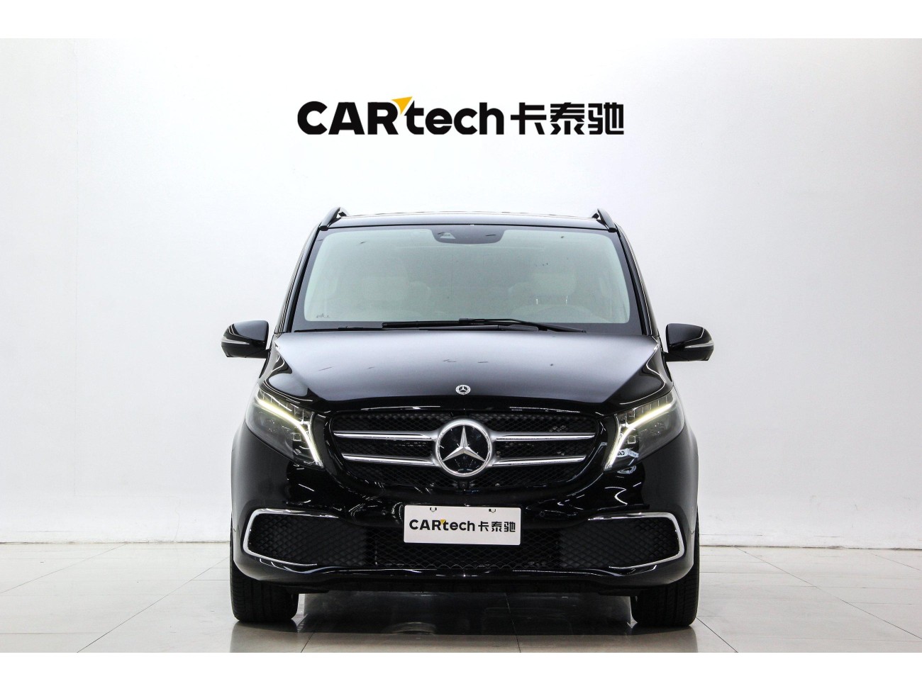 Mercedes-Benz V 2023