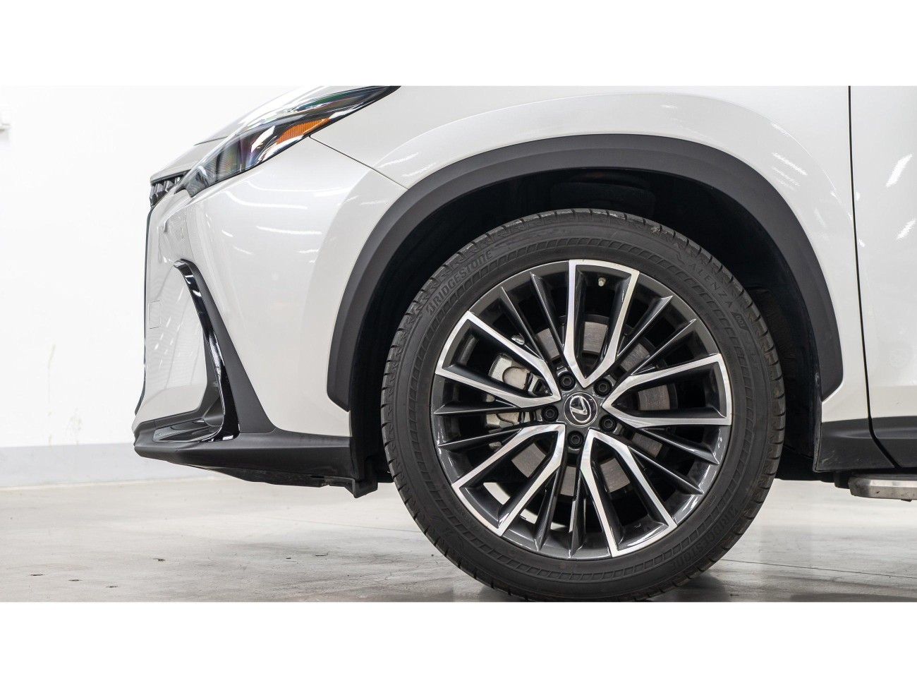 Lexus NX 260 2023