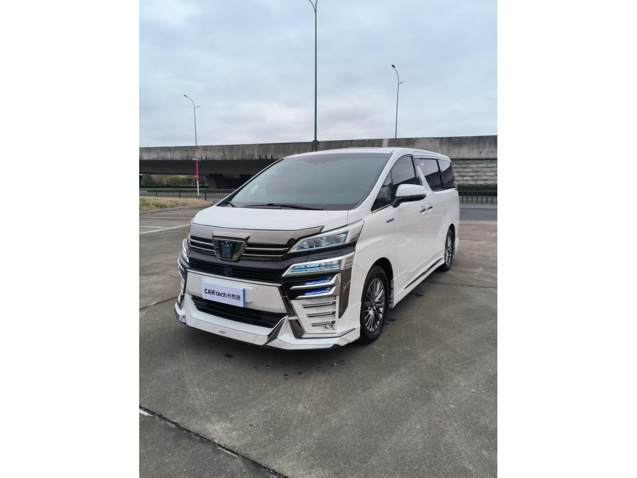 Toyota Vellfire 2022