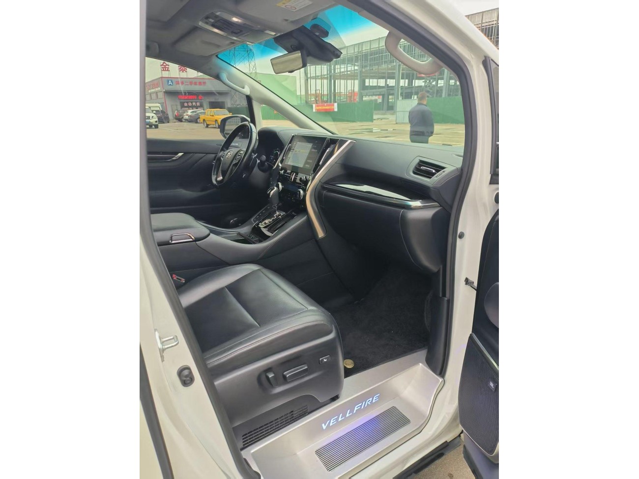 Toyota Vellfire 2022