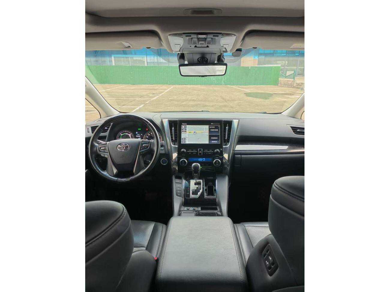 Toyota Vellfire 2022