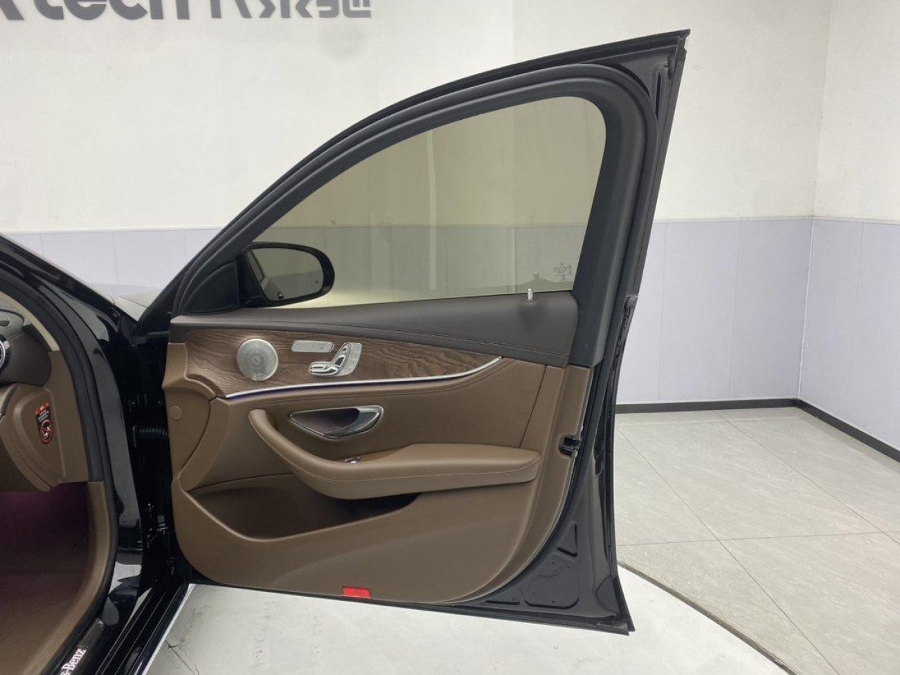 Mercedes-Benz E 300 L 2021