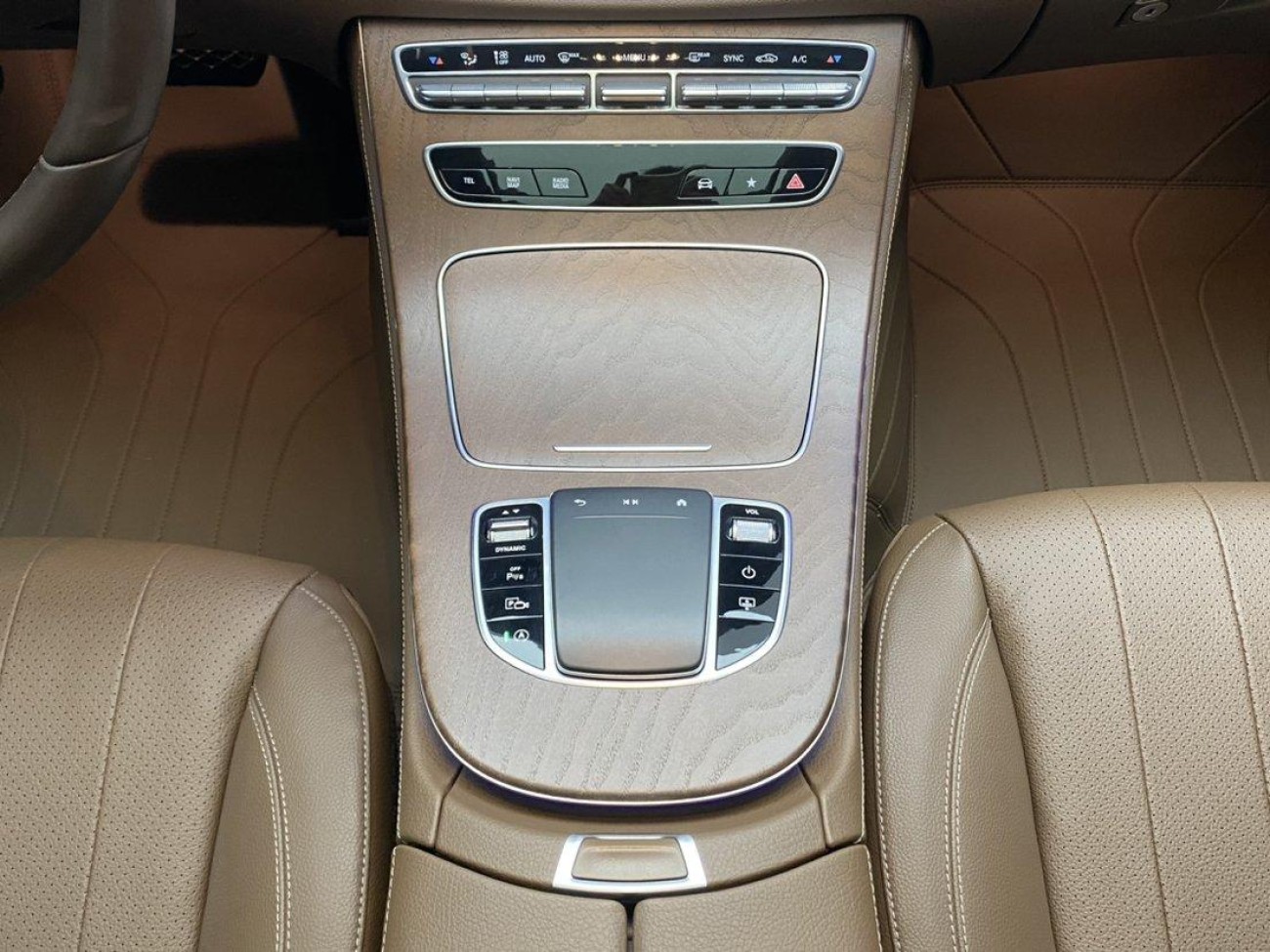 Mercedes-Benz E 300 L 2021