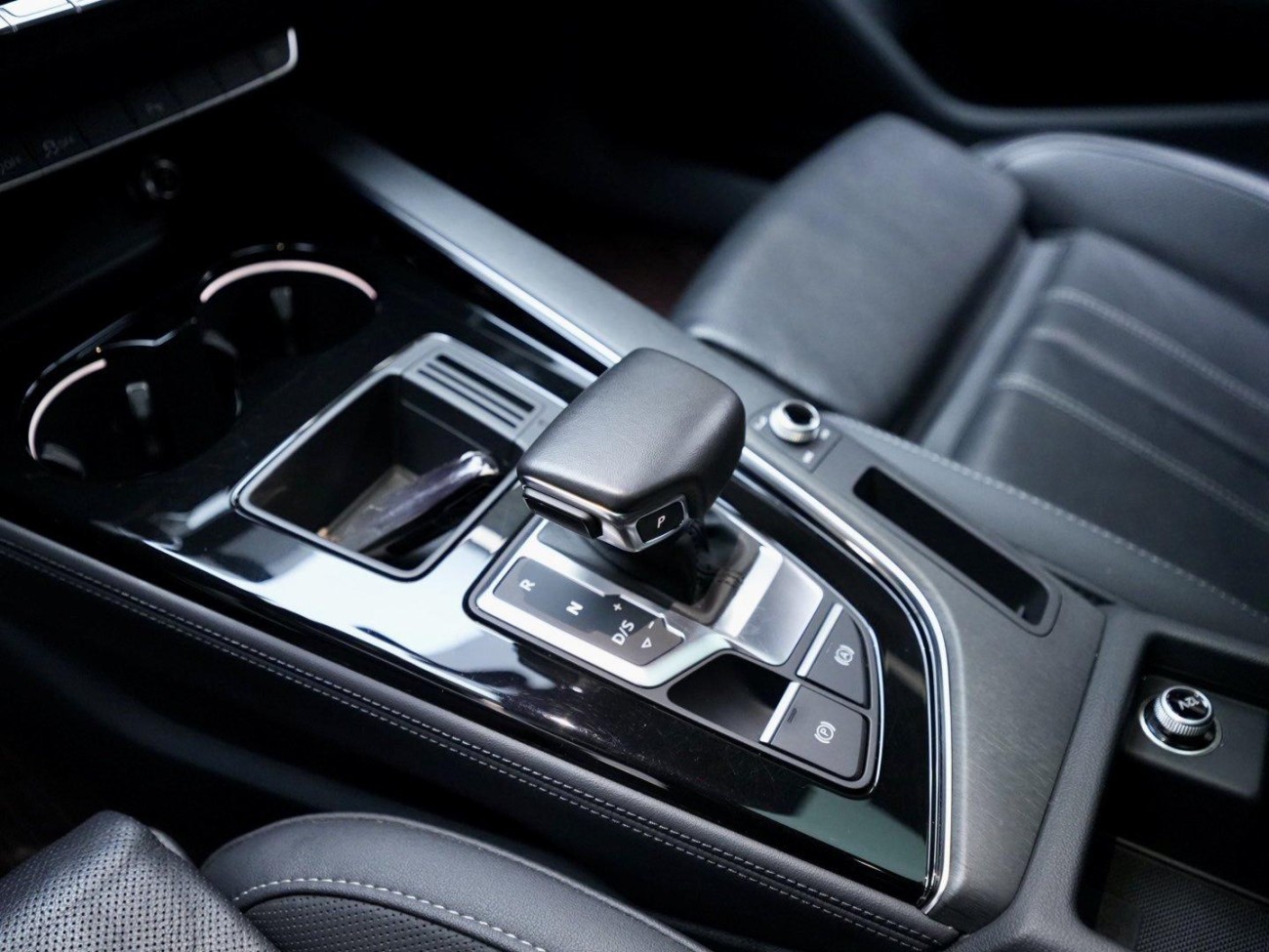 Audi A4L 40 TFSI 2023