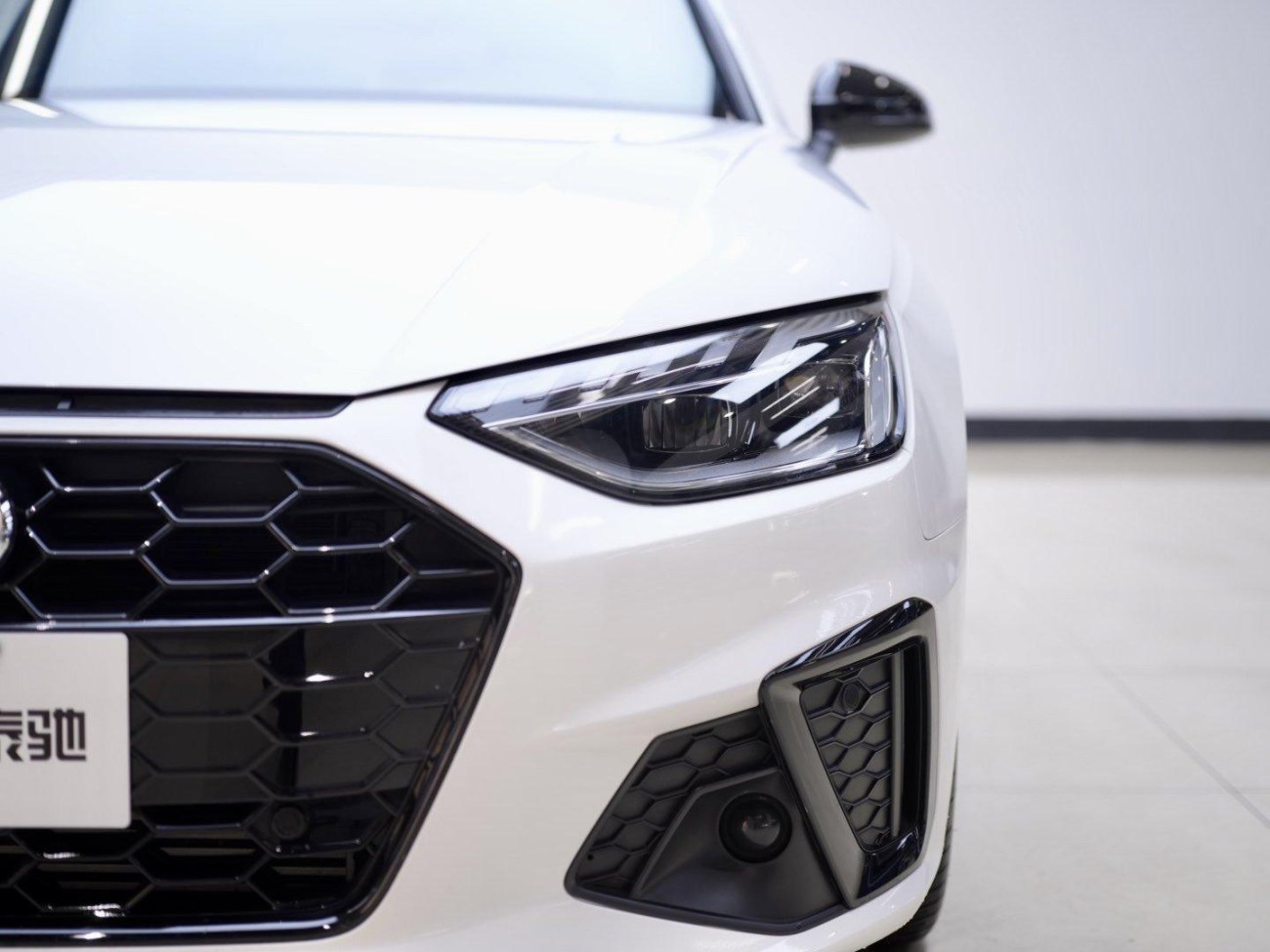 Audi A4L 40 TFSI 2023