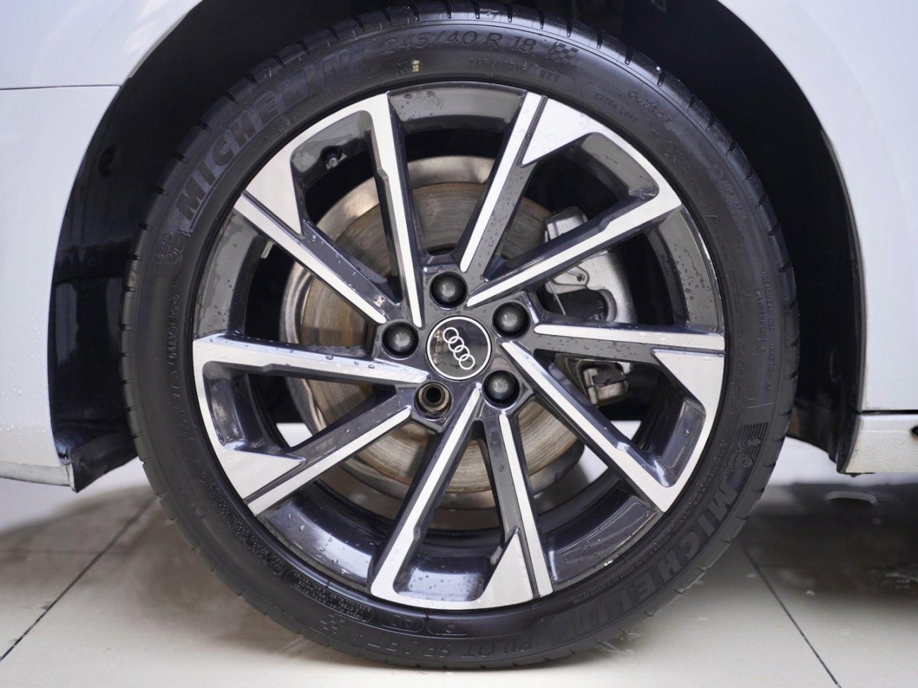 Audi A4L 40 TFSI 2023