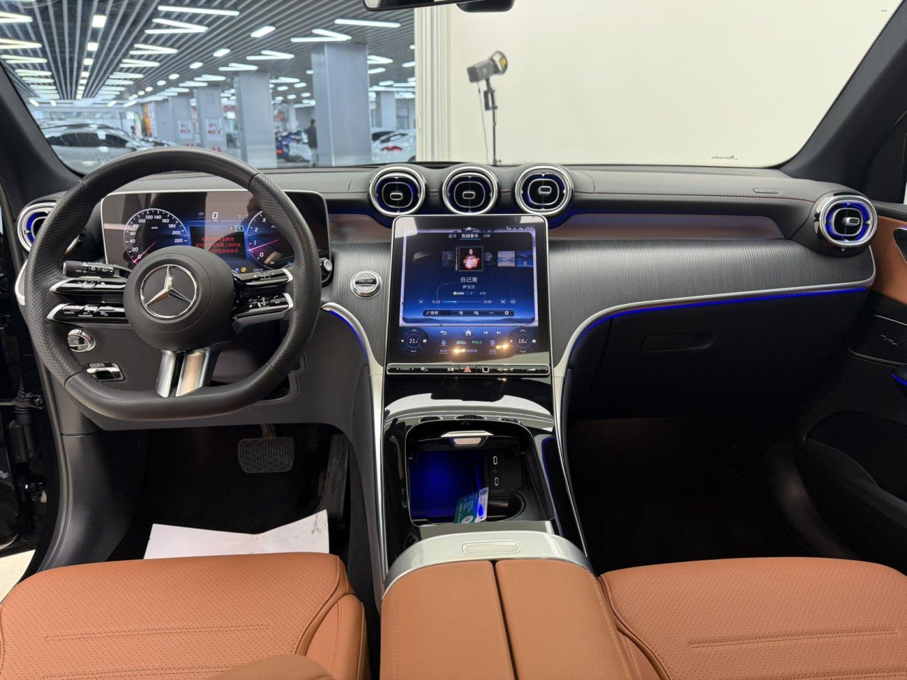 Mercedes-Benz GLC 260 L 2024