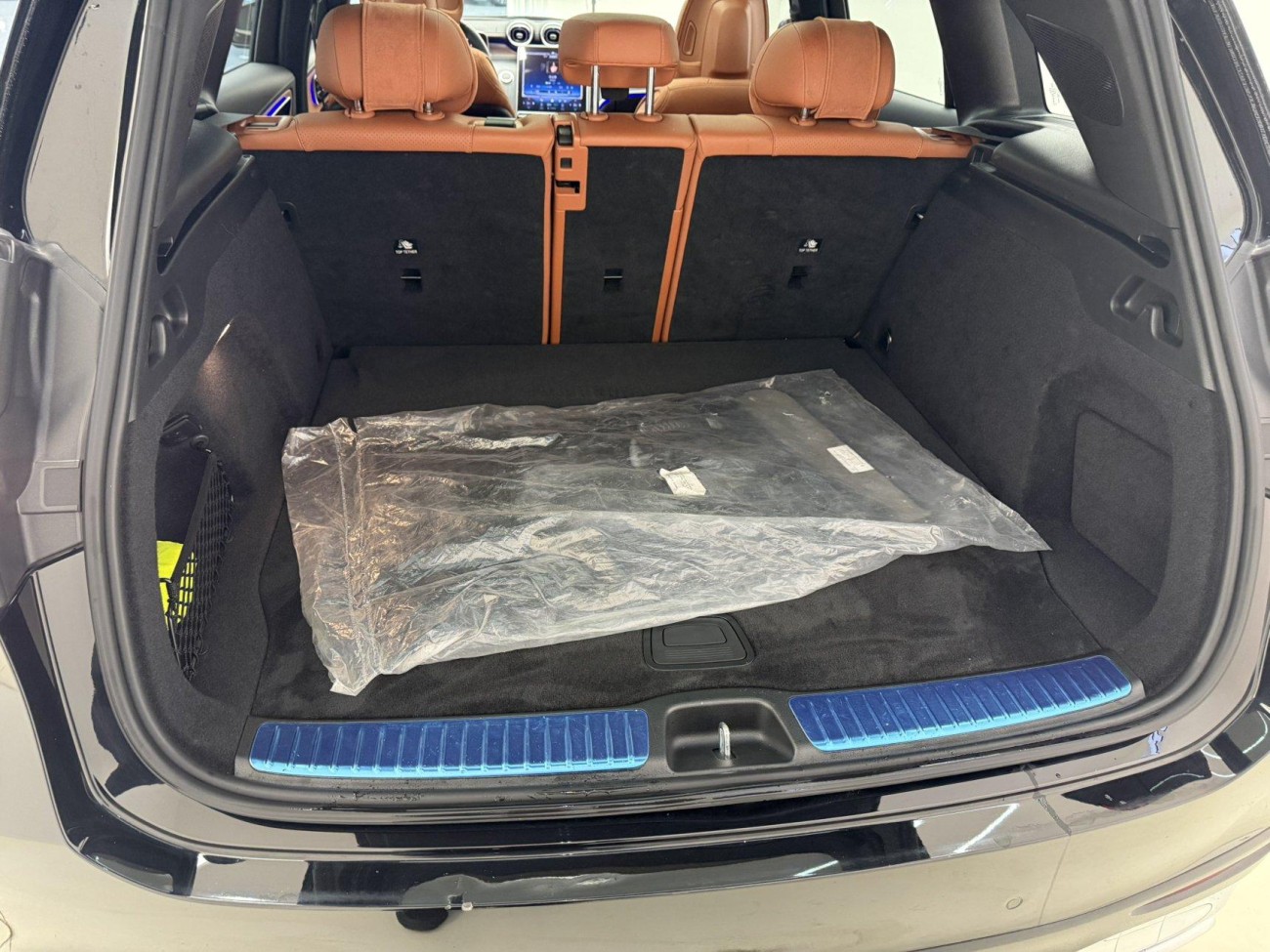 Mercedes-Benz GLC 260 L 2024