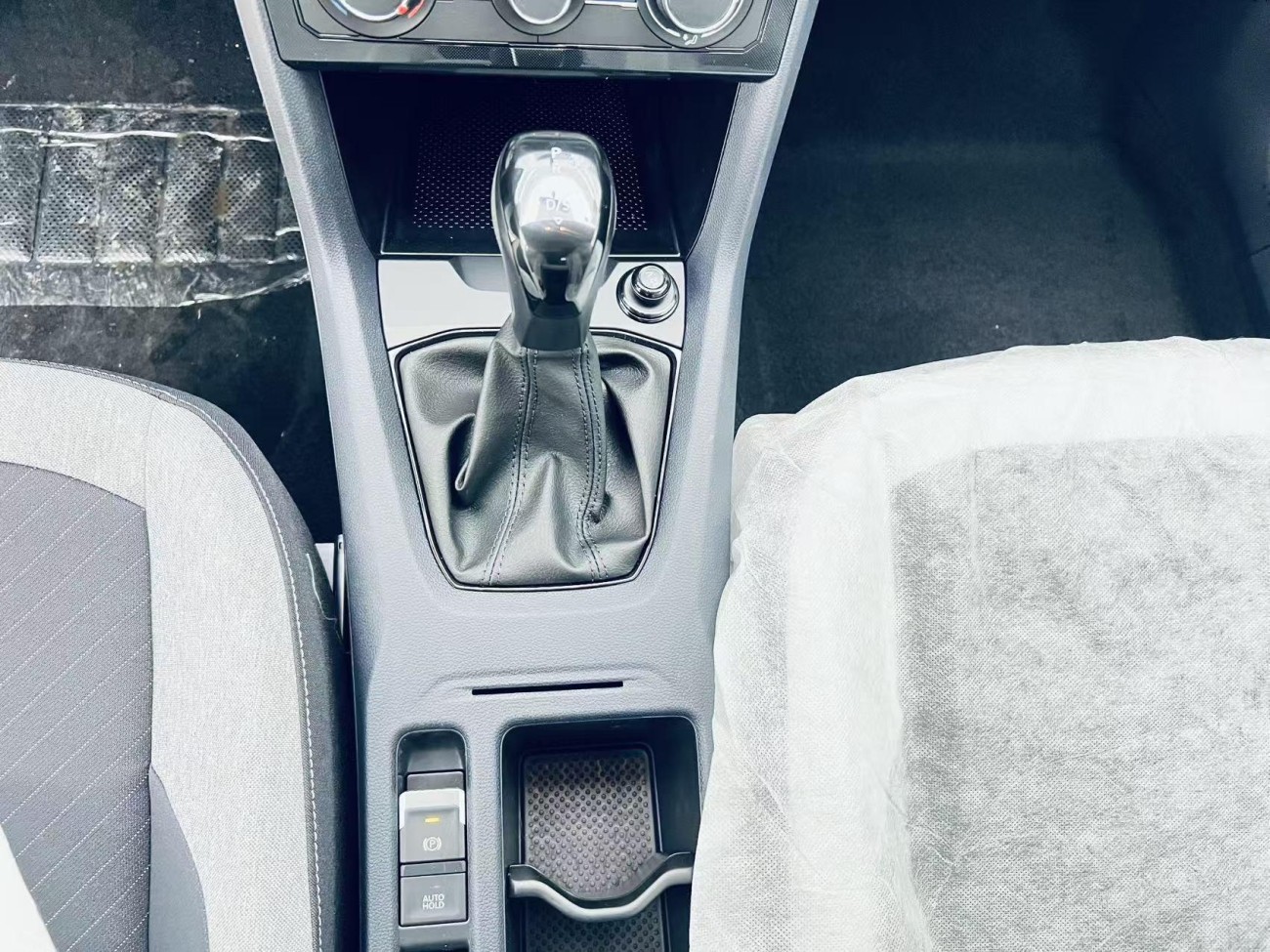 Volkswagen Tharu 2025