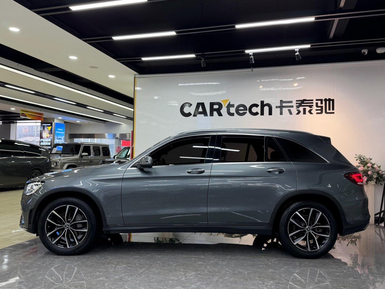 Mercedes-Benz GLC 260 L 2021