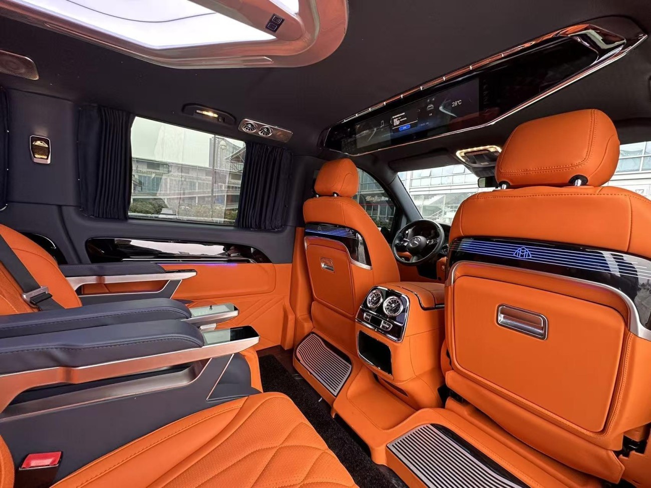 Mercedes-Benz 2024 2025