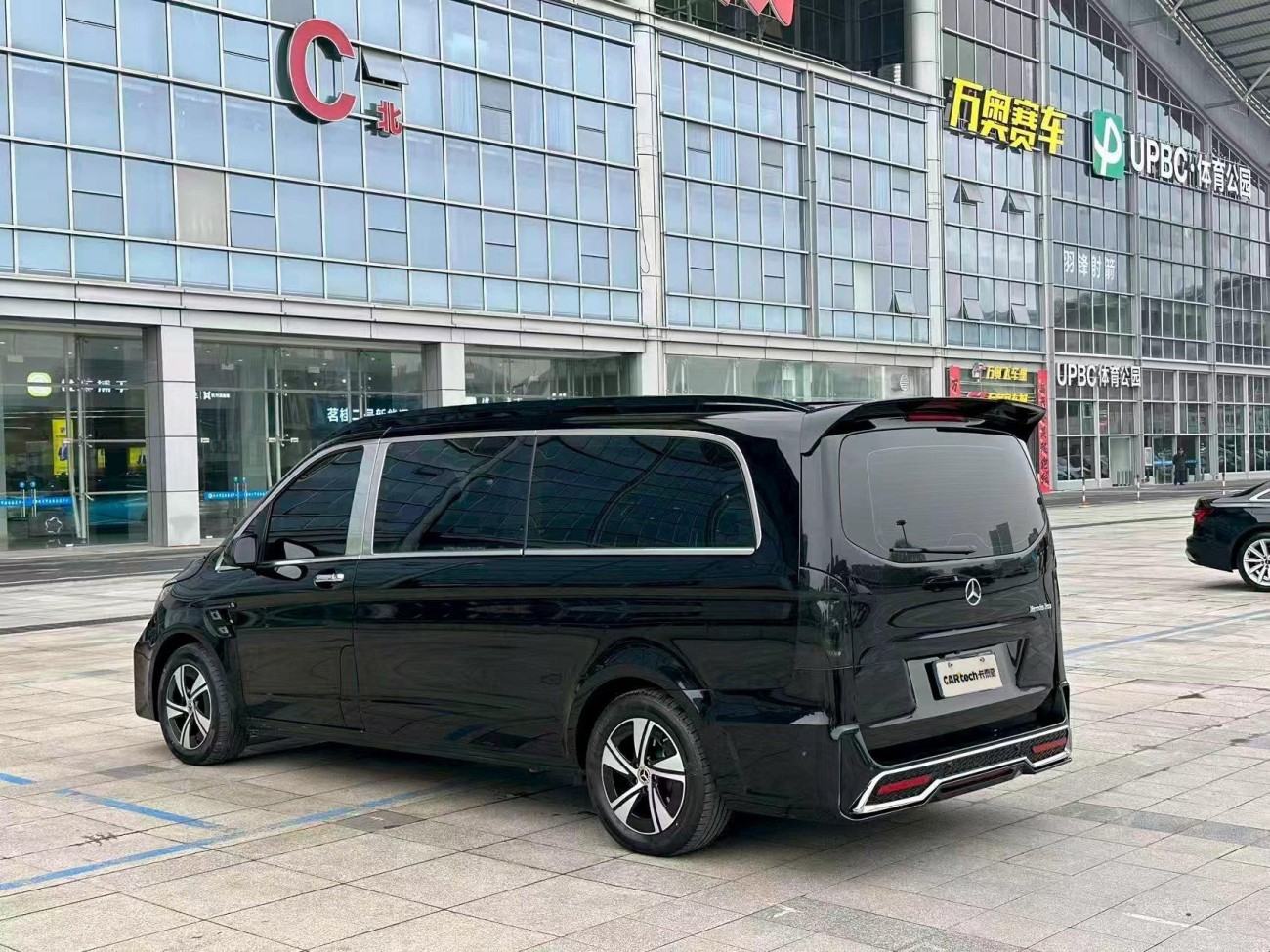 Mercedes-Benz 2024 2025