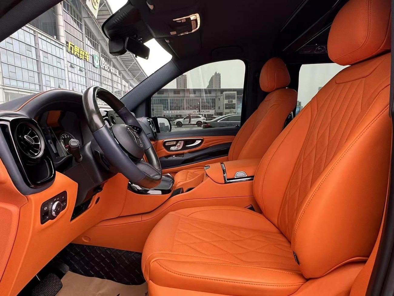 Mercedes-Benz 2024 2025