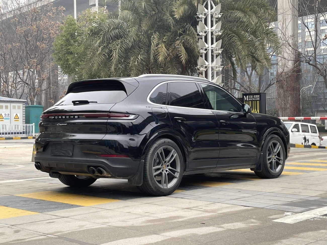Porsche Cayenne 2023