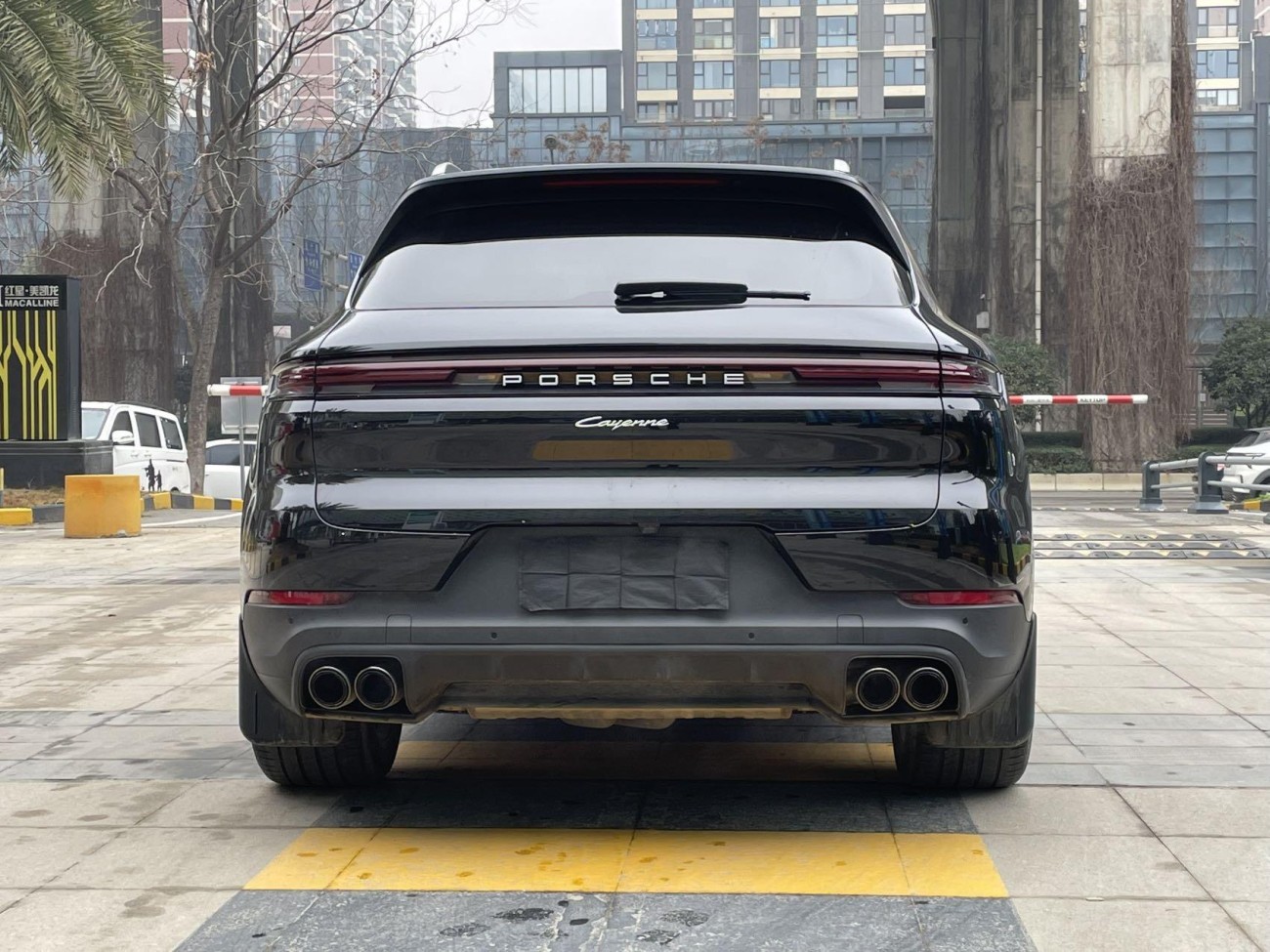 Porsche Cayenne 2023