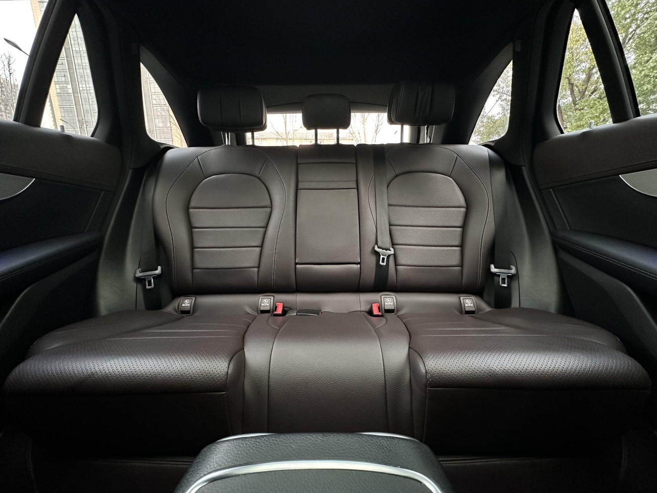 Mercedes-Benz GLC 260 L 2021