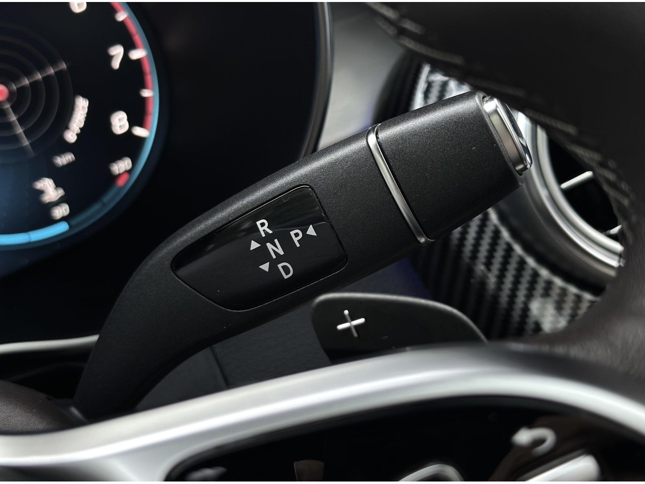 Mercedes-Benz GLC 260 L 2021