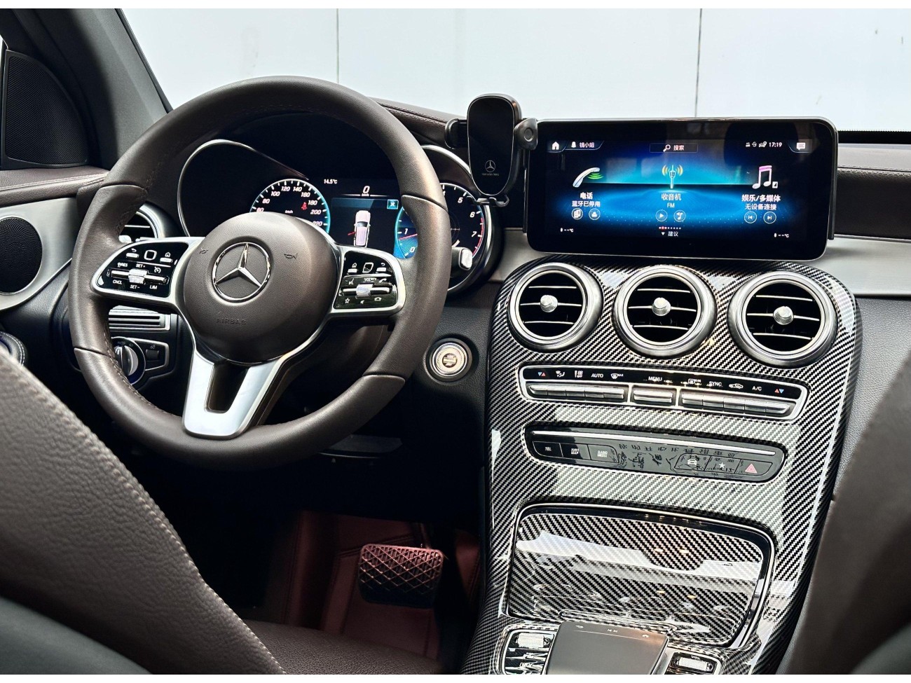 Mercedes-Benz GLC 260 L 2021
