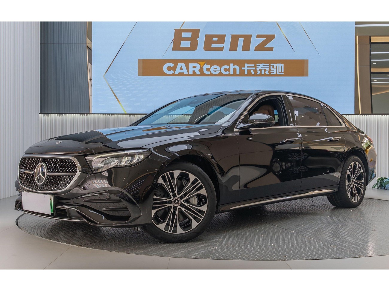 Mercedes-Benz E 350 e 2025