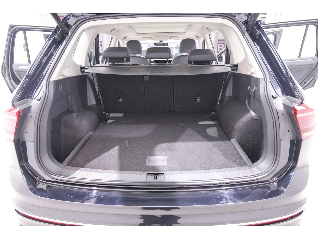 Volkswagen Tiguan L 2022