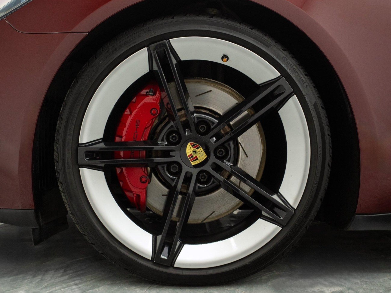 Porsche Panamera 2021