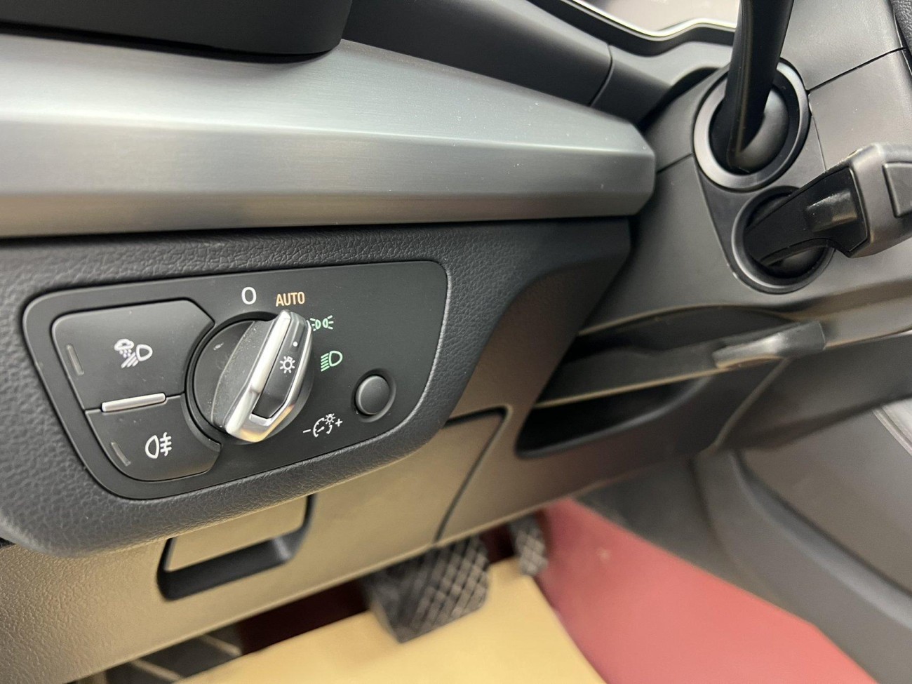 Audi Q5L 40 TFSI 2024