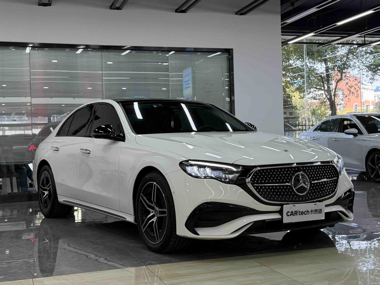 Mercedes-Benz E 260 2025