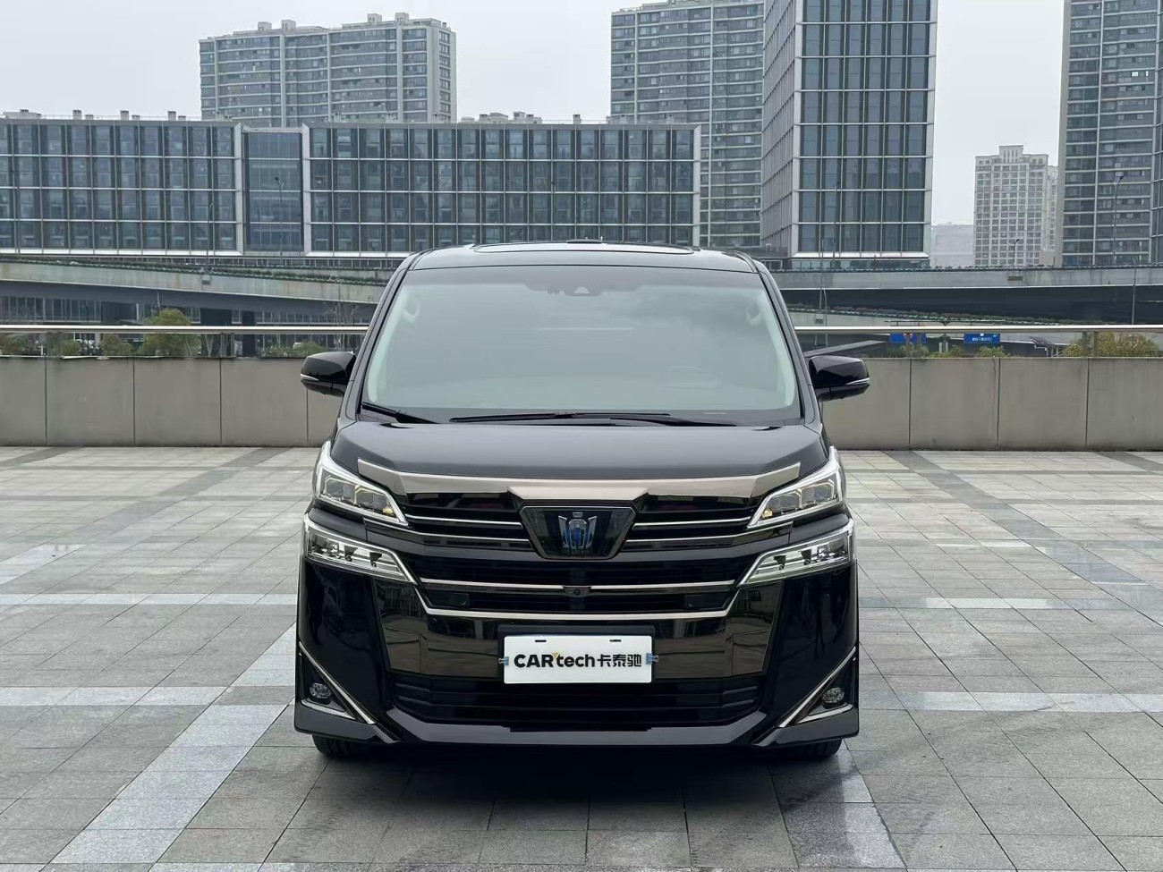 Toyota Vellfire 2023