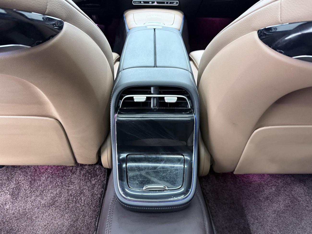 Mercedes-Benz E 260 L 2025