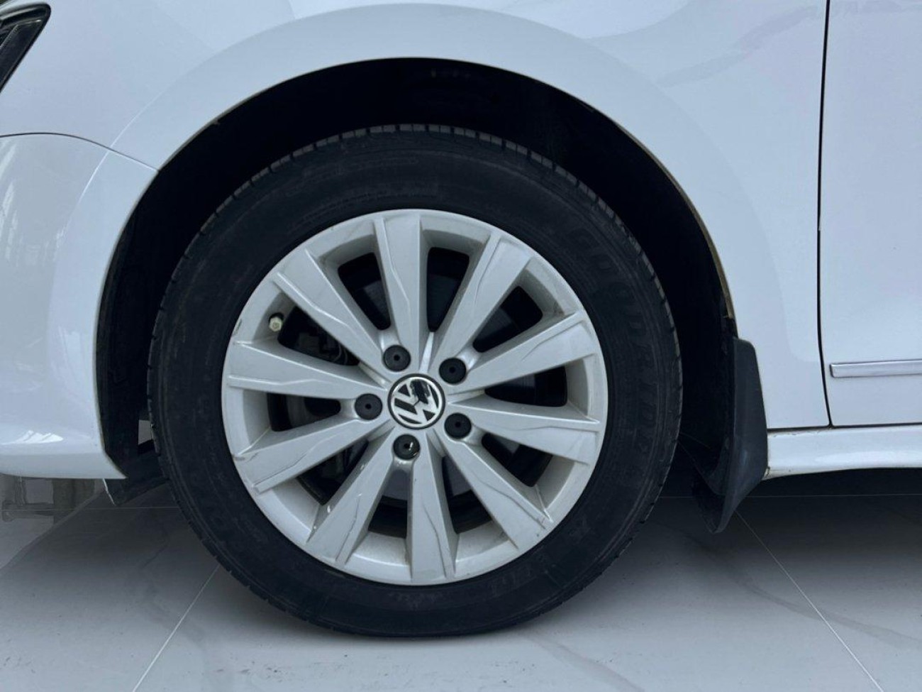 Volkswagen Sagitar 2016