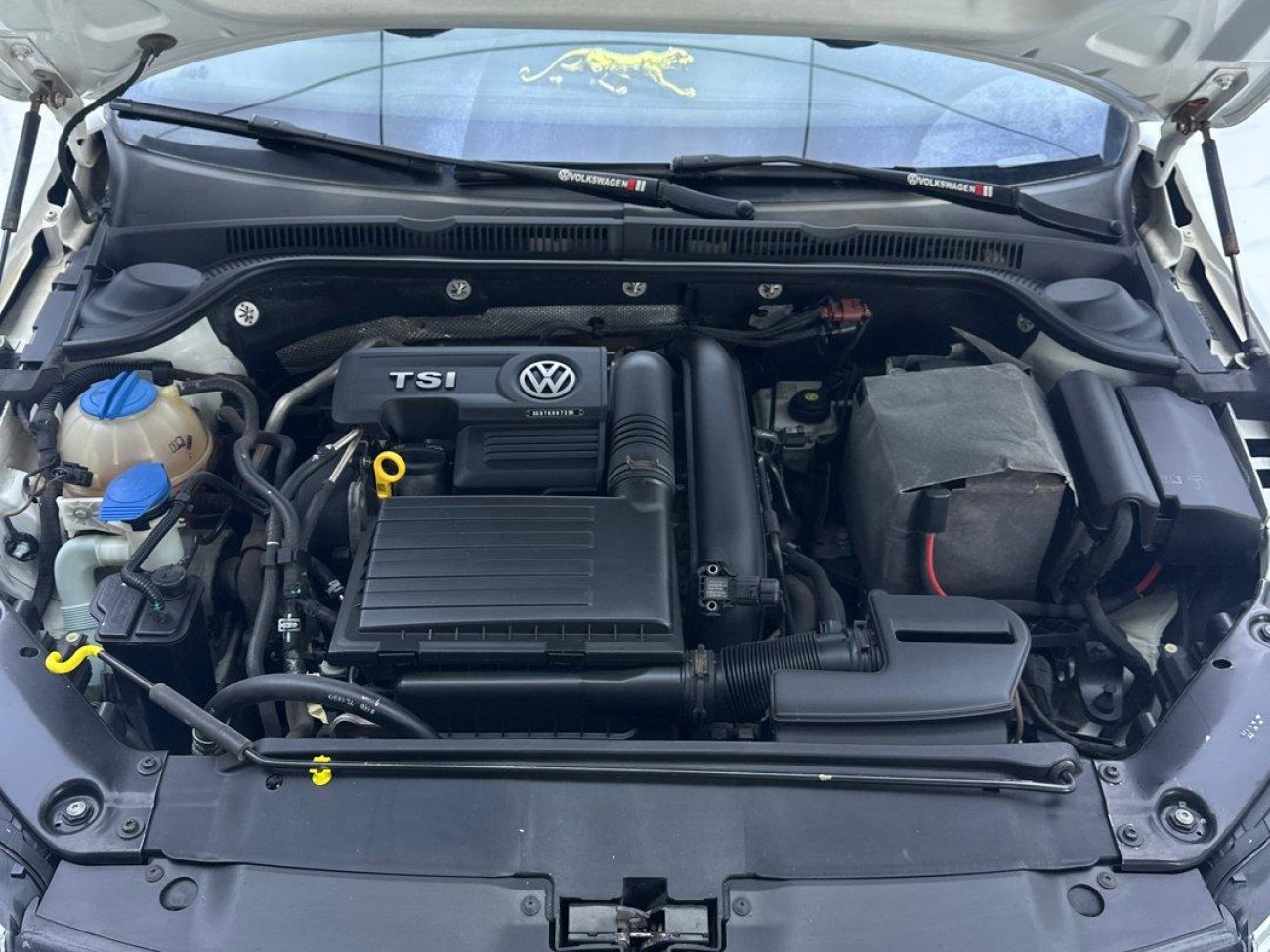 Volkswagen Sagitar 2016