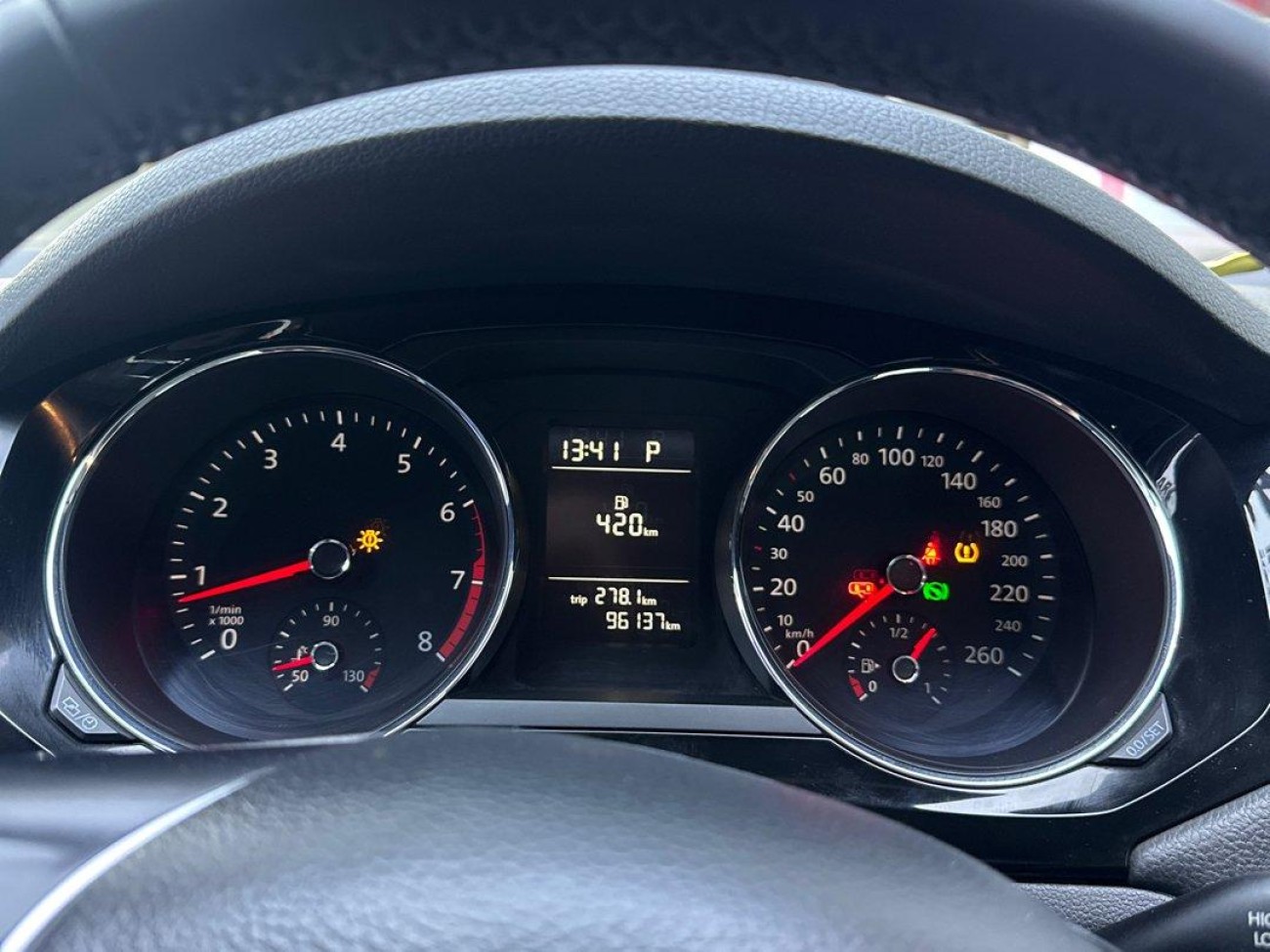 Volkswagen Sagitar 2016