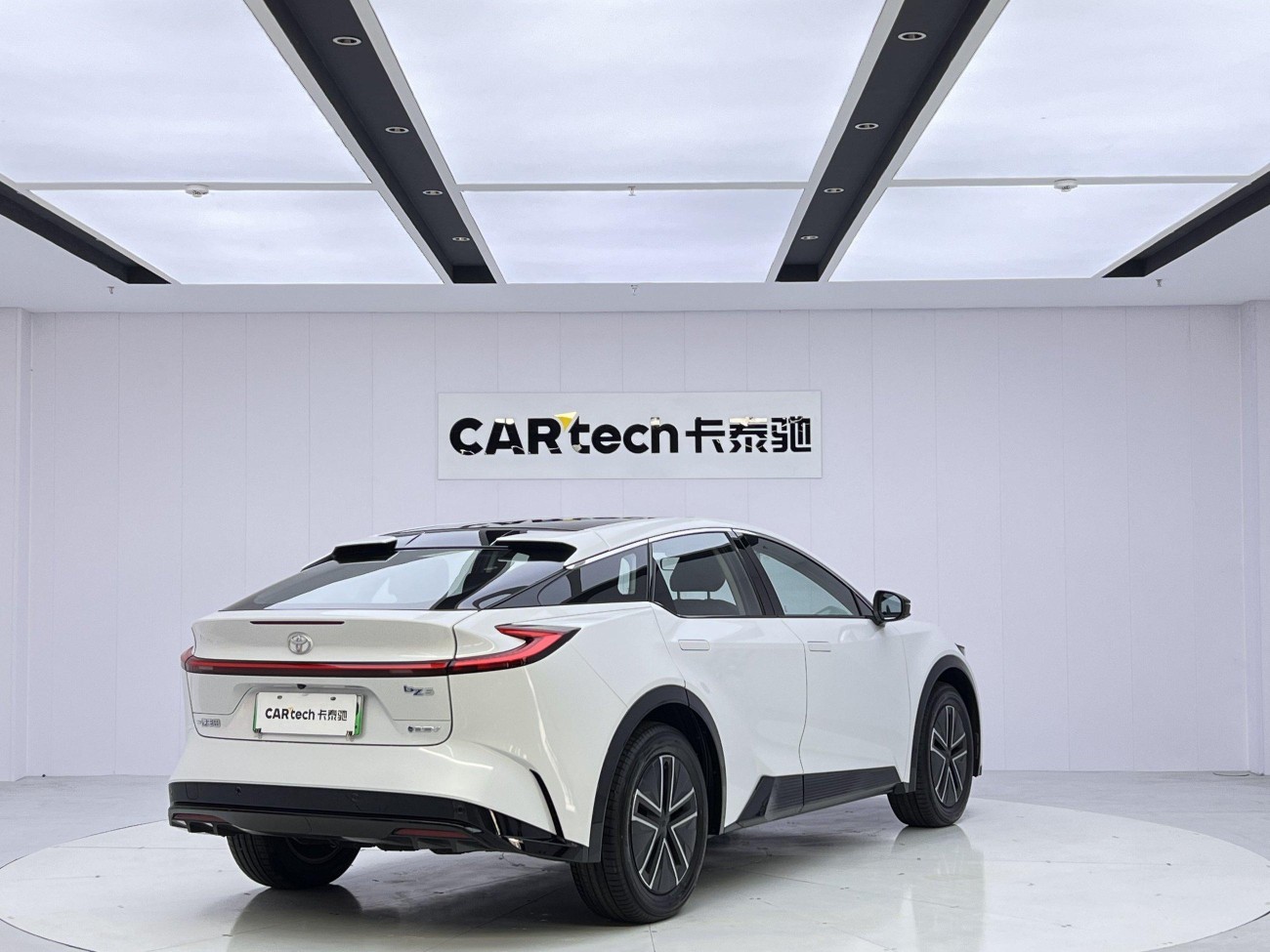 Toyota bZ5 2026