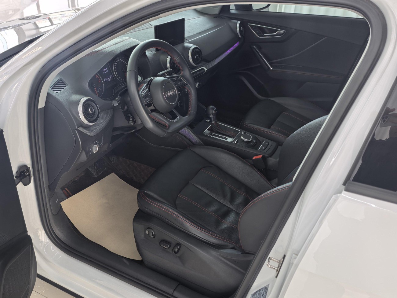 Audi Q2L 35 TFSI 2023