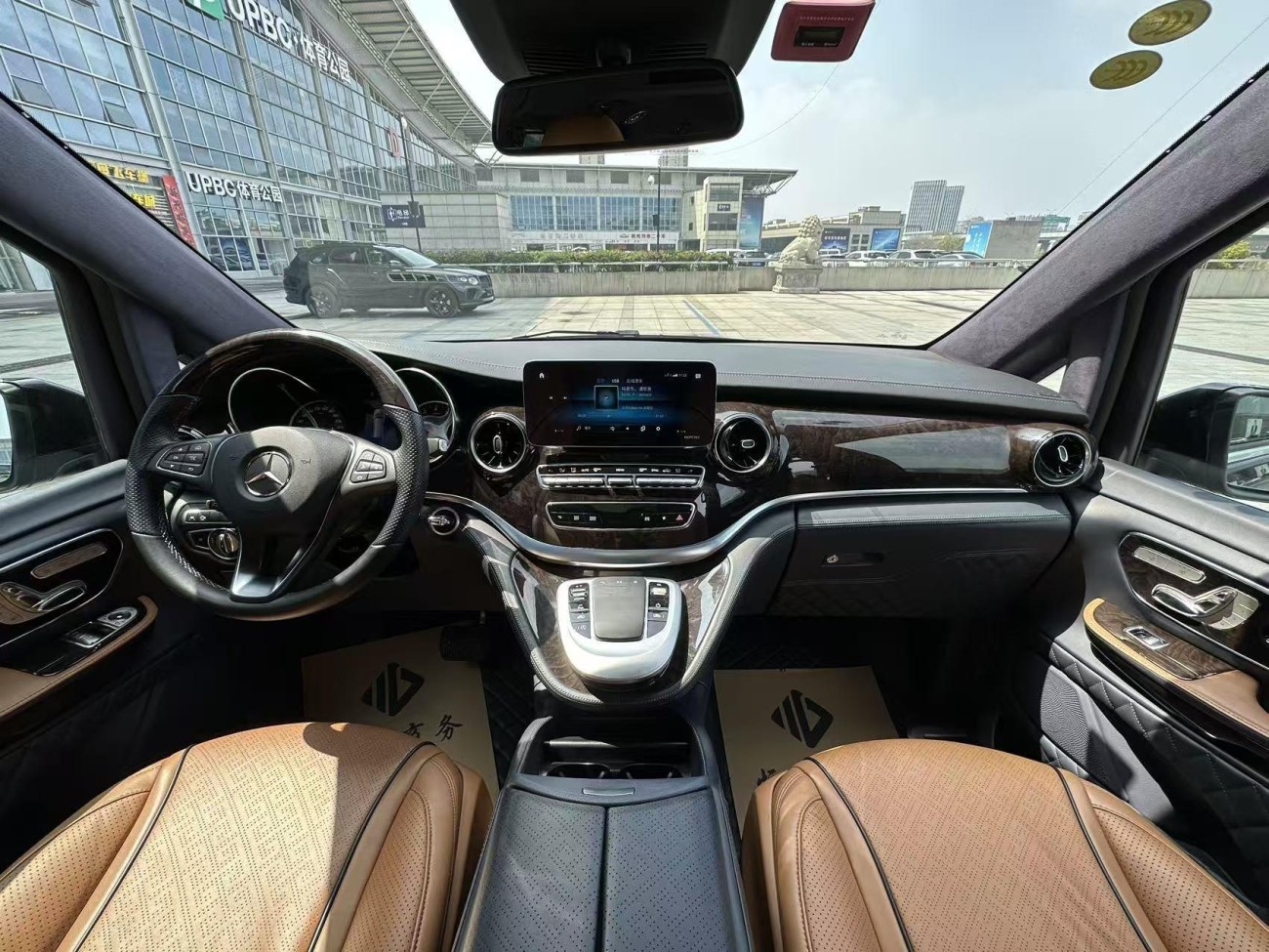 Mercedes-Benz V 2022