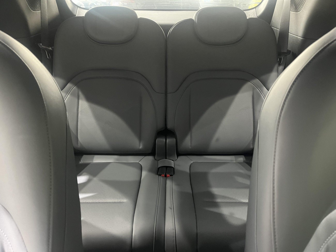 Dongfeng eπ008 2024