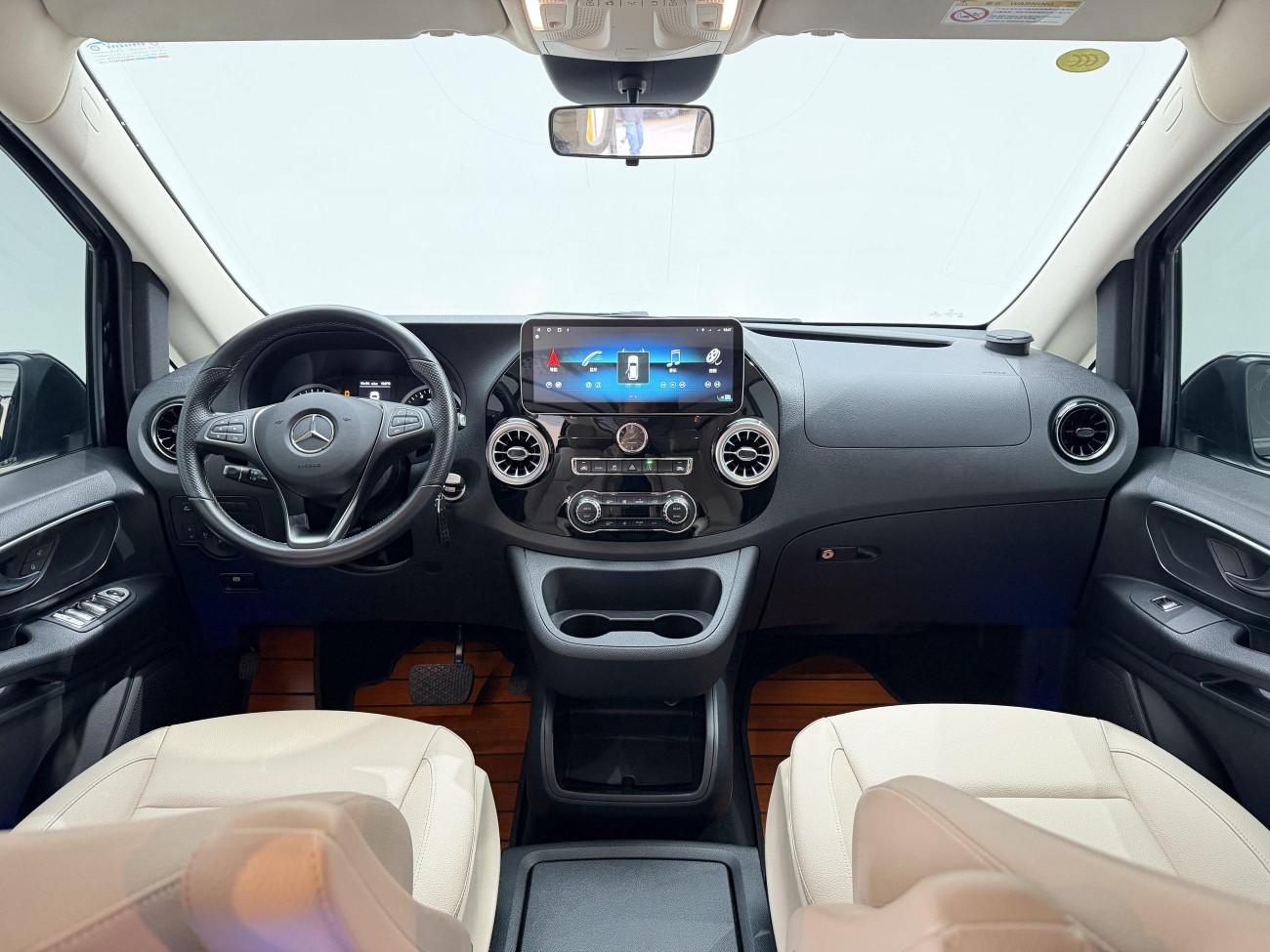 Mercedes-Benz 2021 2022