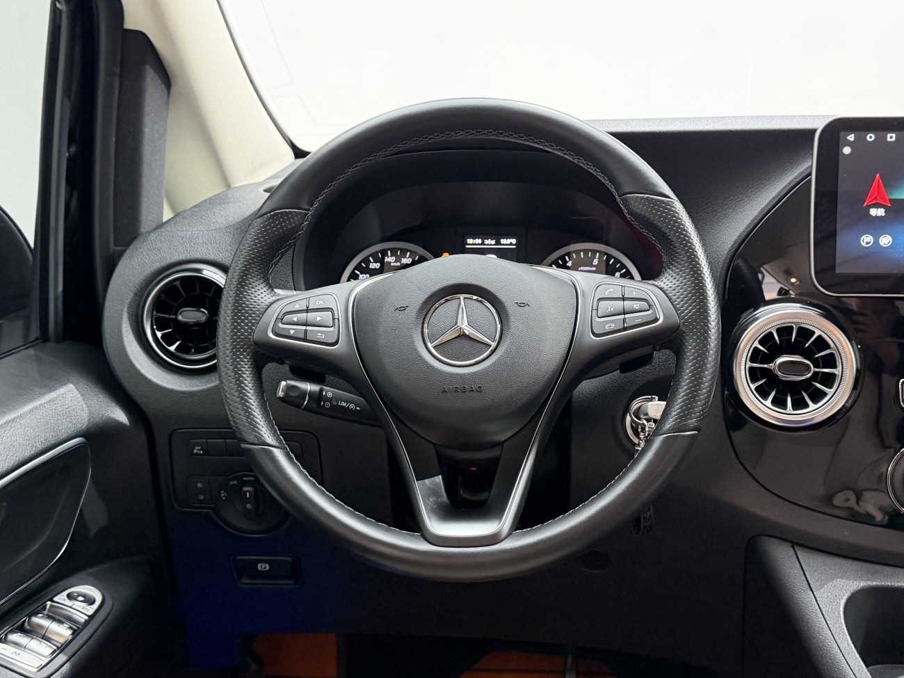 Mercedes-Benz 2021 2022