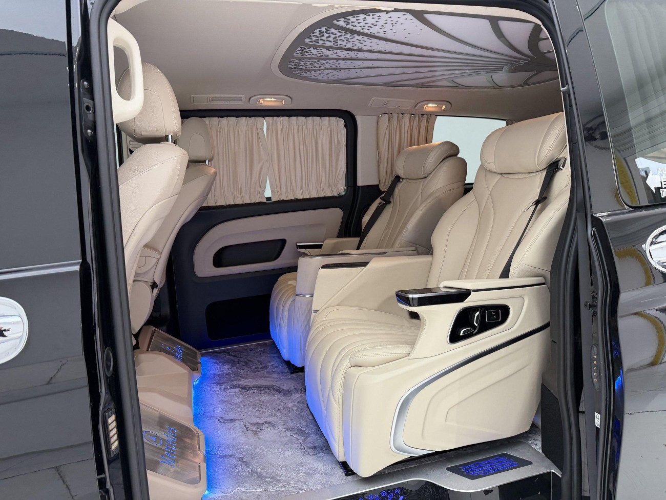 Mercedes-Benz 2021 2022