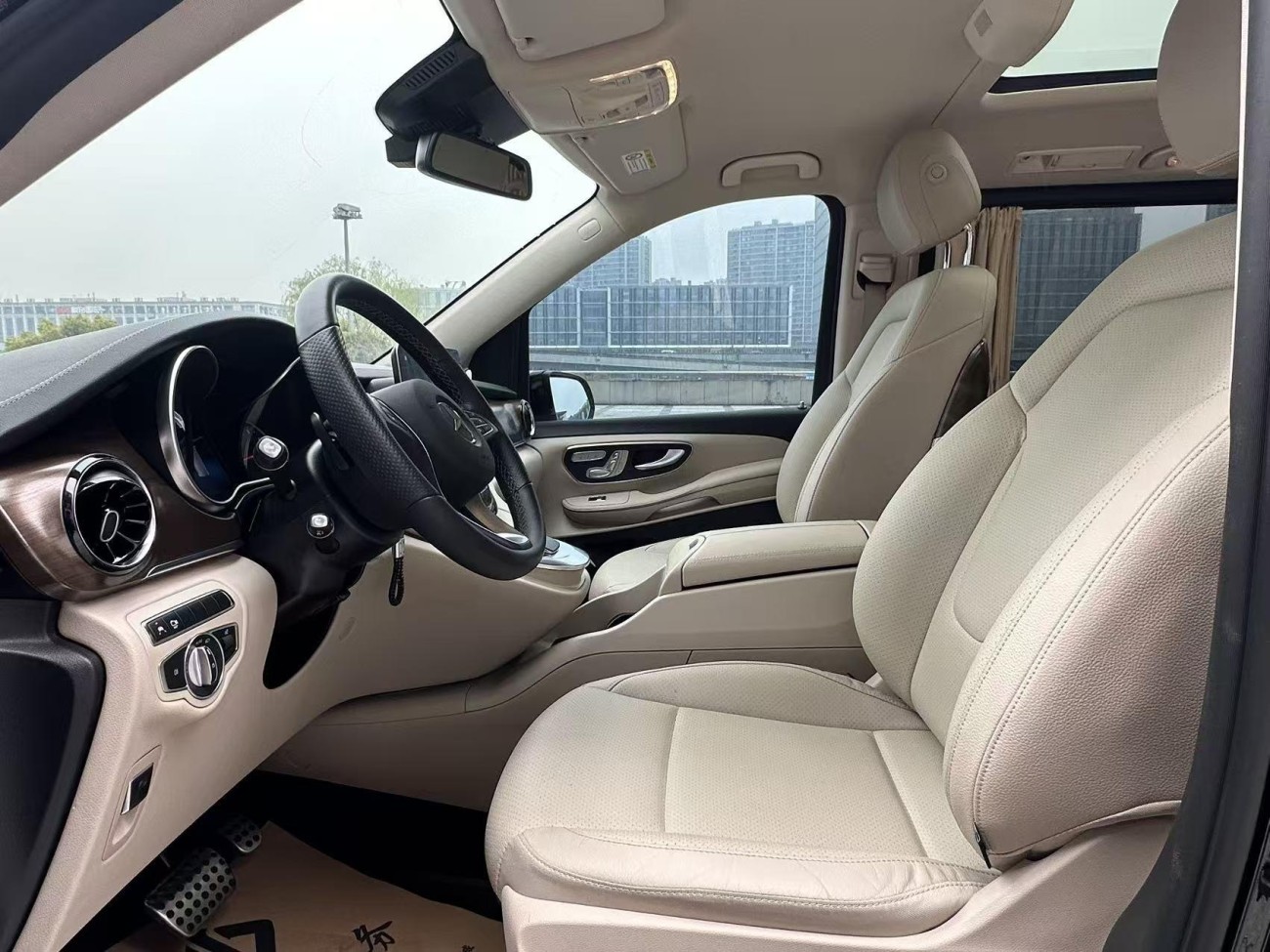 Mercedes-Benz V 2021