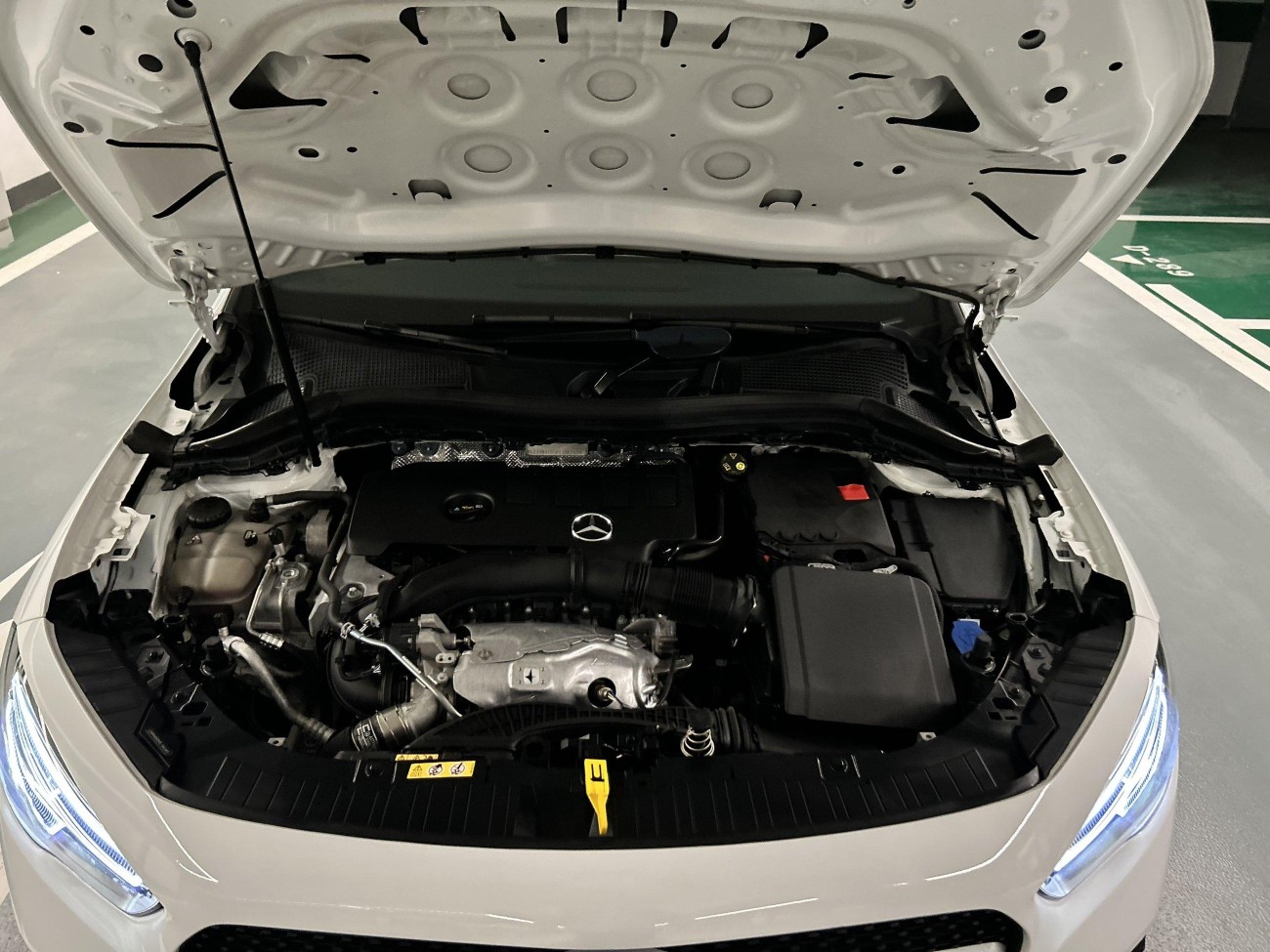 Mercedes-Benz GLA 220 2023