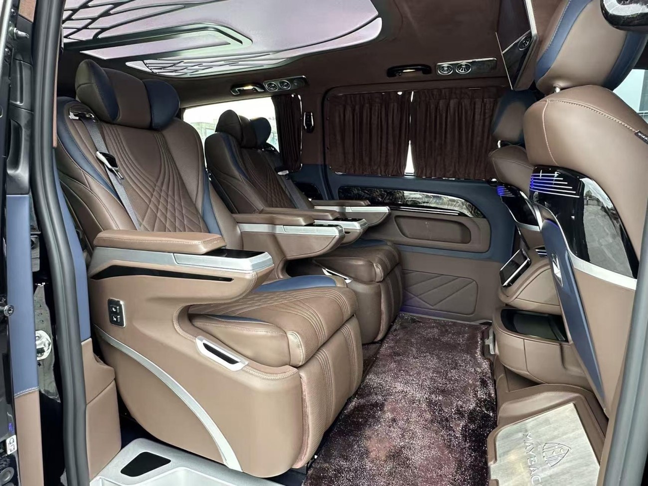 Mercedes-Benz 2023 2024